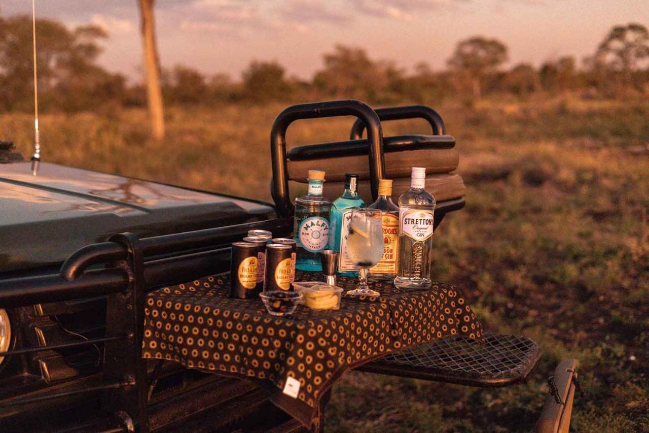 Umkumbe Bush Lodge - Luxury Tented Camp เขตอนุรักษ์พันธุ์สัตว์ป่าซาบีแซนด์ ภายนอก รูปภาพ